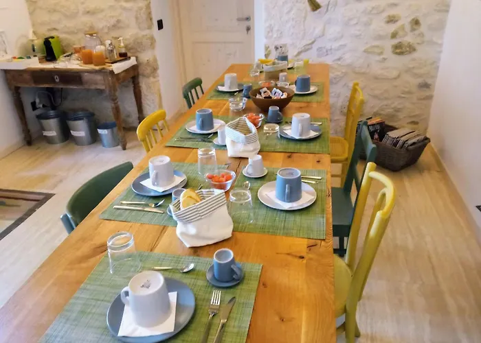 Bed & Breakfast Frontemaja Fara Filiorum Petri